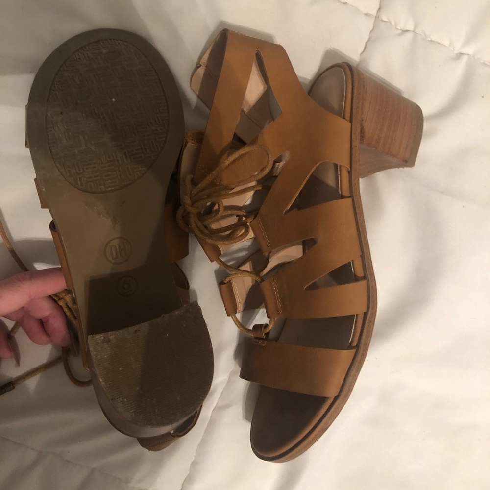 Heeled sandals - Picture 2 of 2